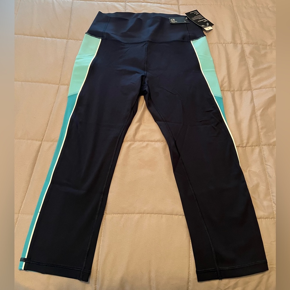 GapFit High Rise Colorblock Capris Blue M NWT